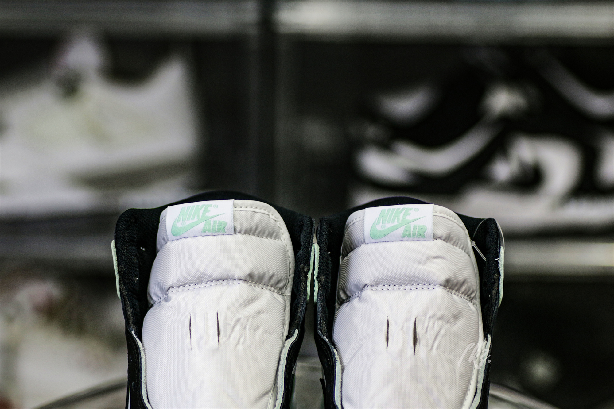 Air Jordan 1 Retro High OG NRG Igloo