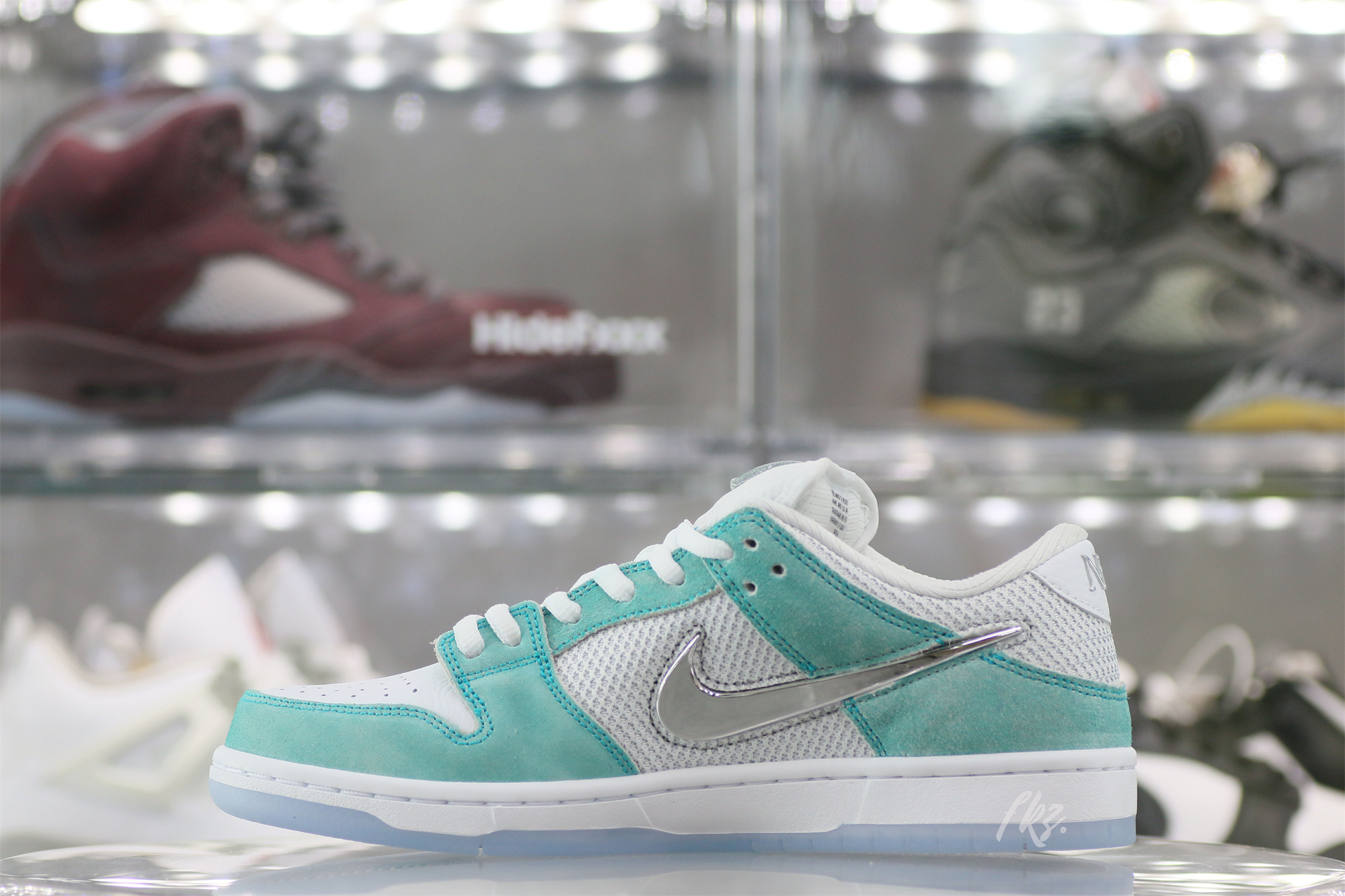 April Skateboards x Nike SB Dunk Low(Flash Sale Size9.5)