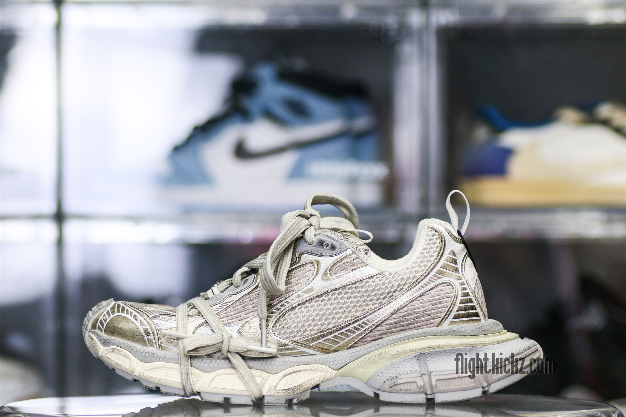 Balenciag* 3XL Sneaker ‘Worn‑Out ‑ Light Beige’