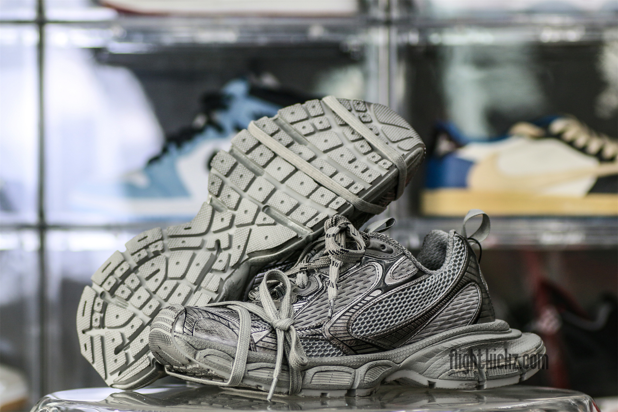 Balenciag* 3XL Sneaker ‘Worn‑Out ‑ Gray’