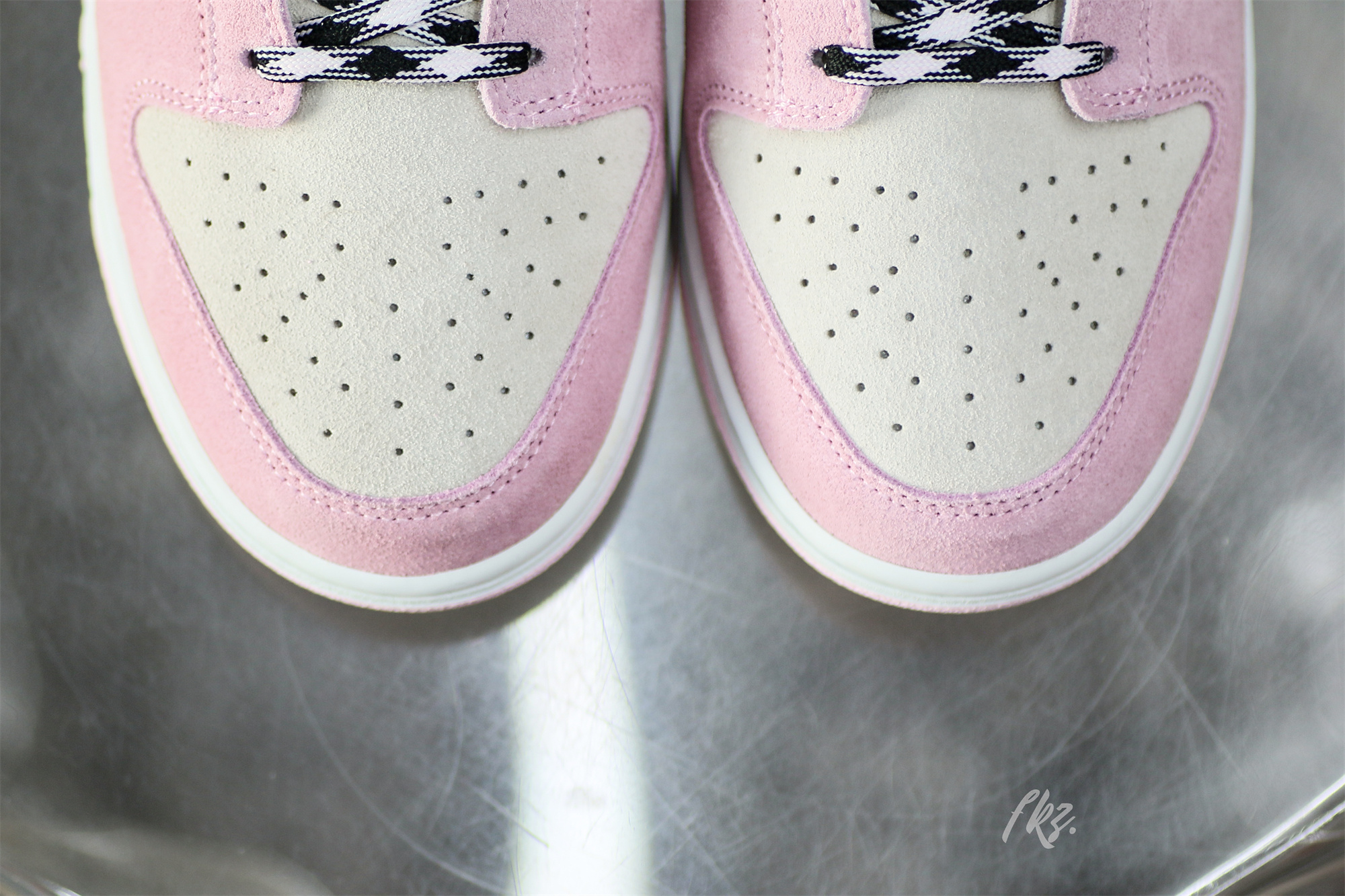 Nike Dunk Low LX Pink Foam