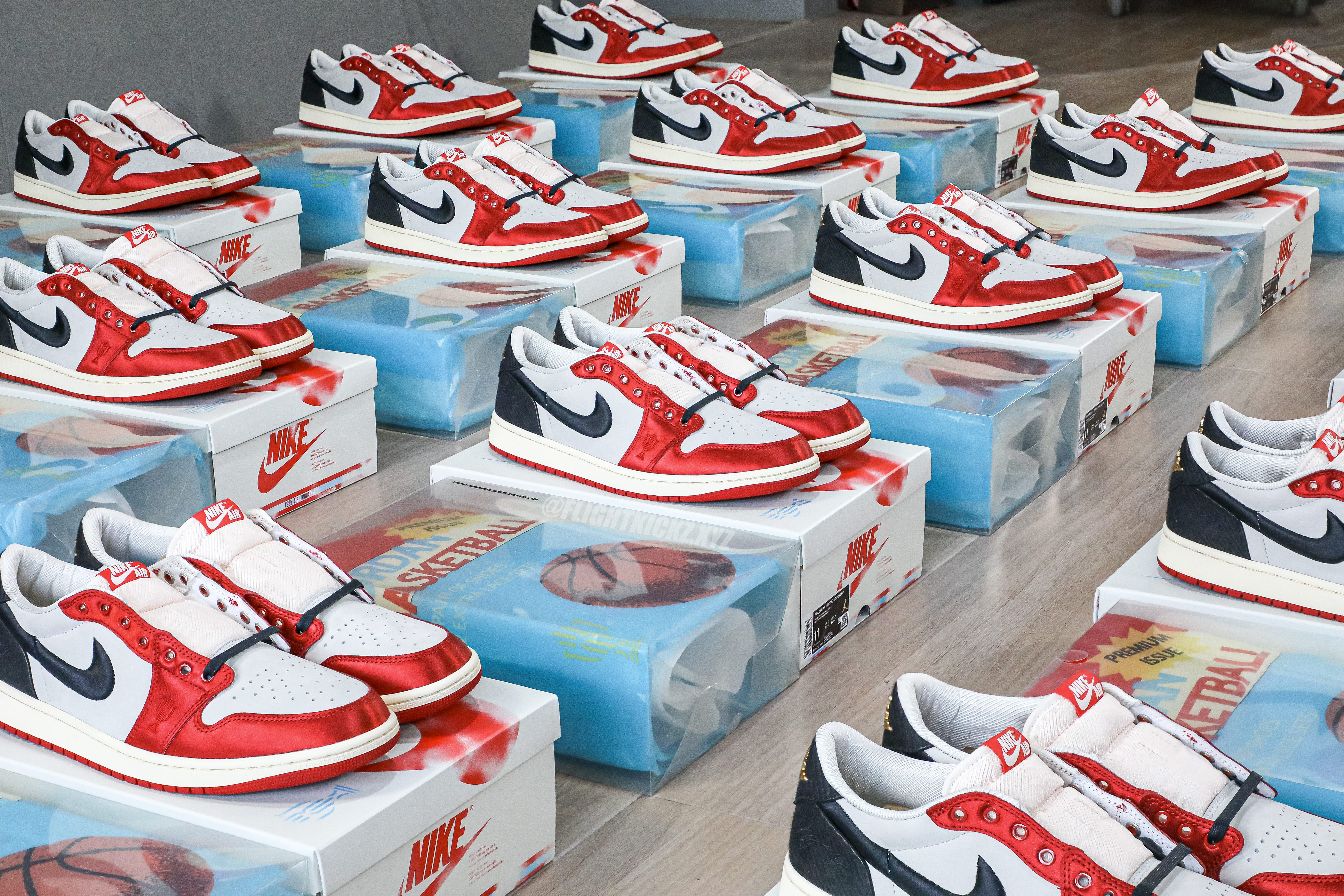 Trophy Room X Air Jordan 1 Retro Low OG SP Away 2024（LN5 A1 Batch）