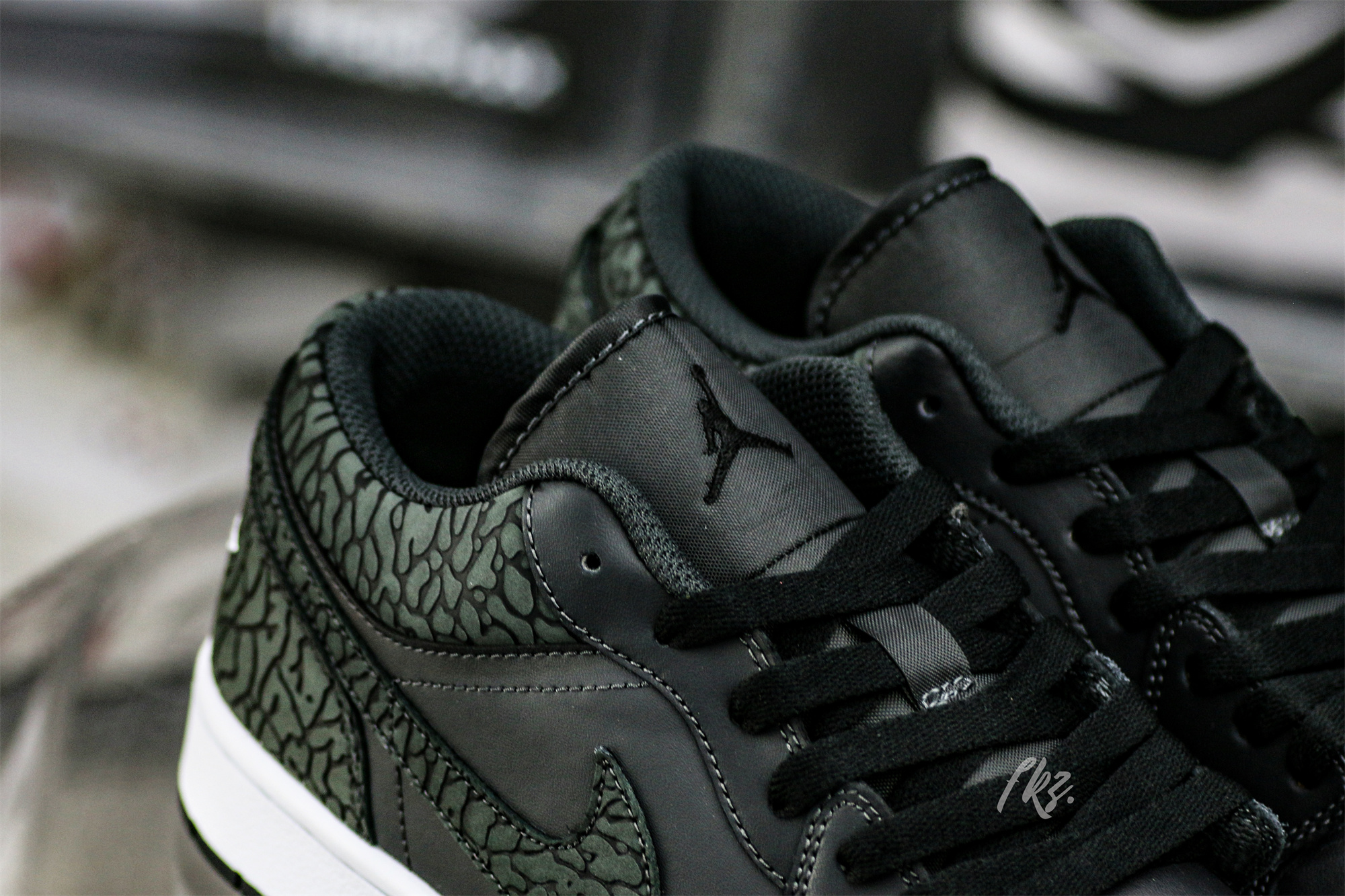 Air Jordan 1 Low SE Black Elephant
