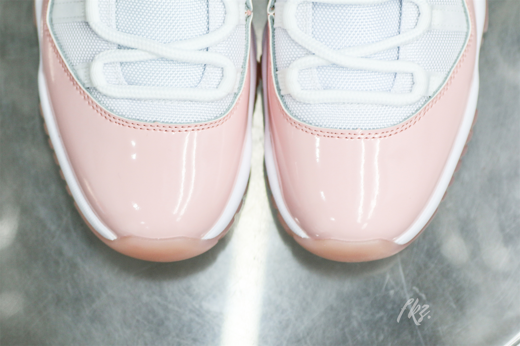 Air Jordan 11 Low WMNS “Legend Pink”