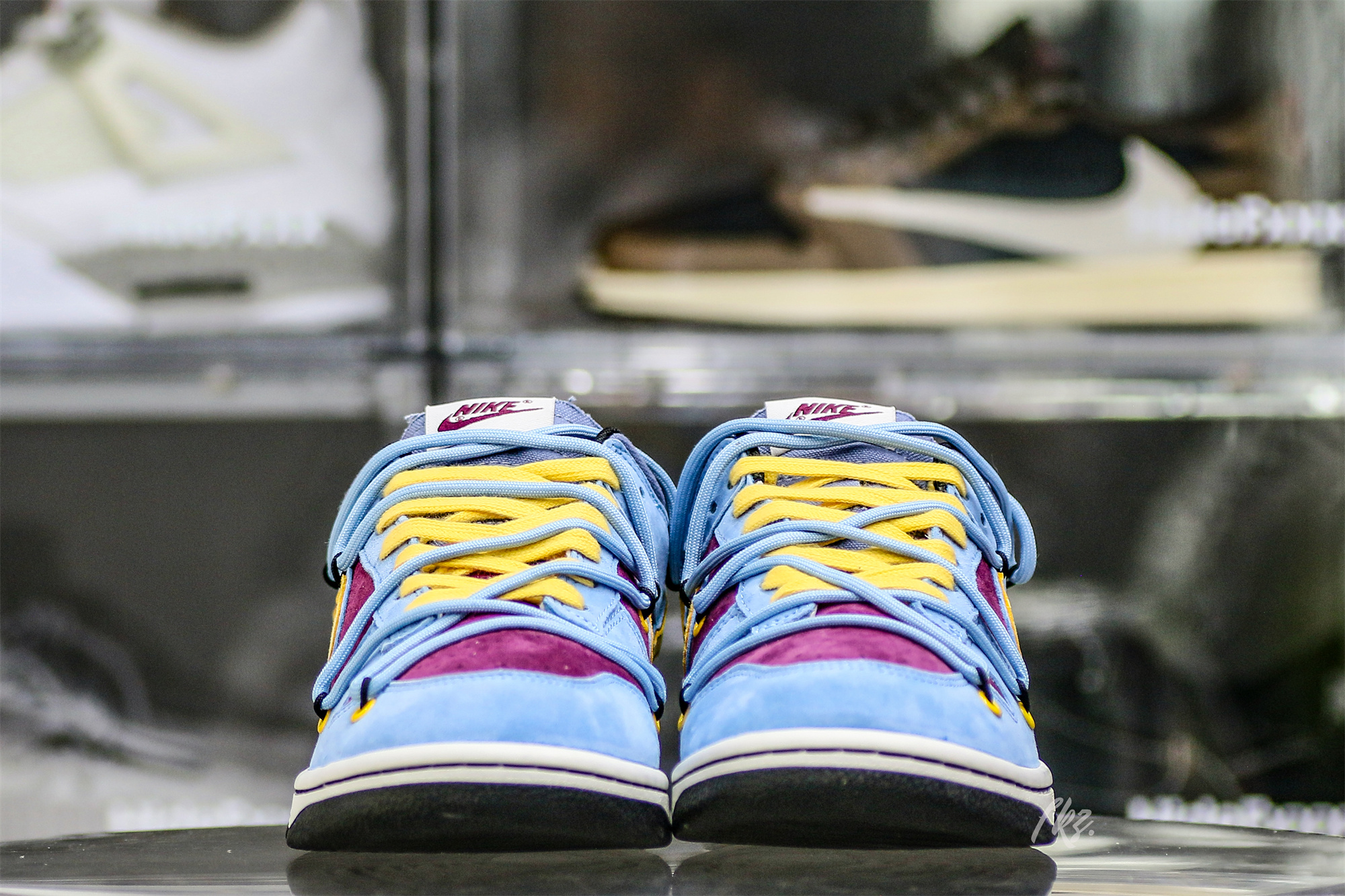 Otomo Katsuhiro x Nike Dunk One Piece Luffy Purple