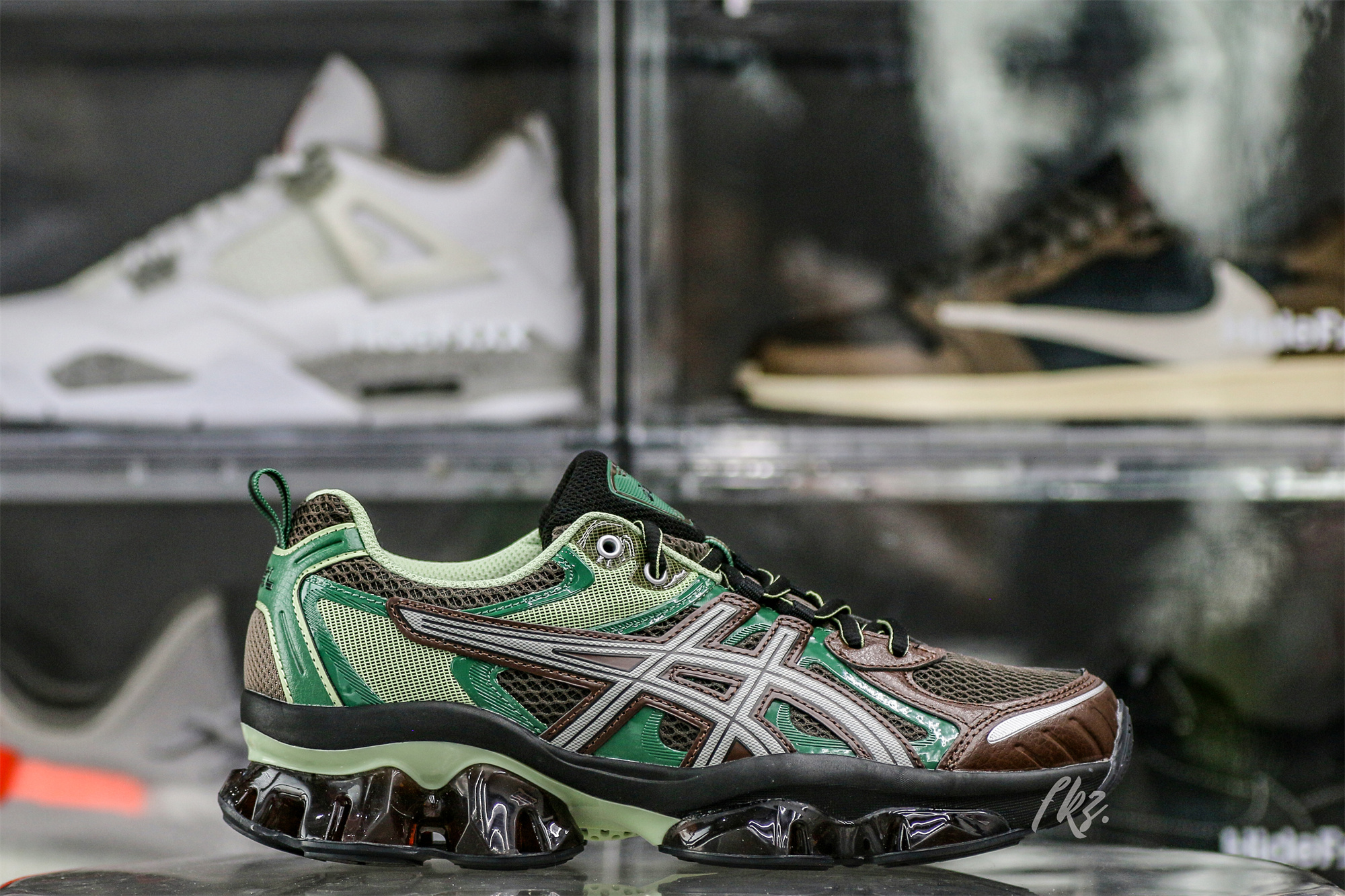 Gel Quantum Kinetic Dark Sepia Shamrock