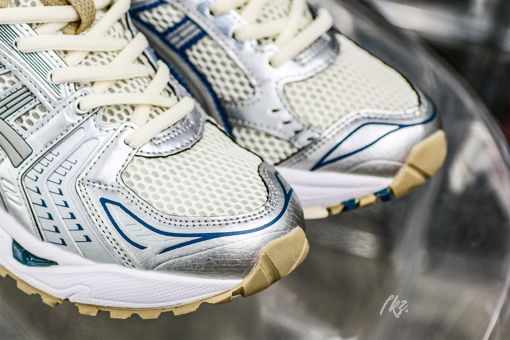 Gel Kayano 14 Cream Pure Silver 2022