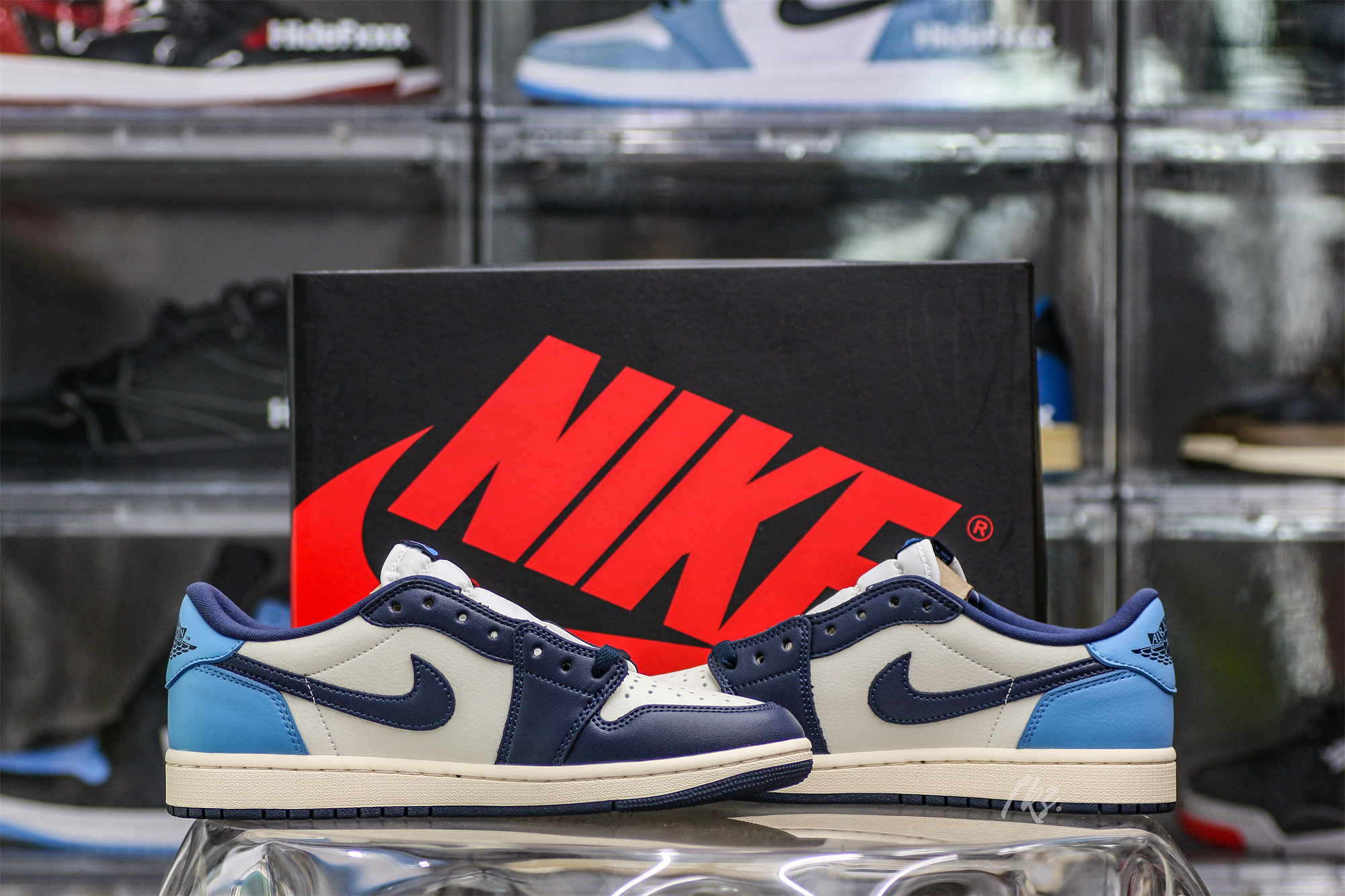 Air Jordan 1 Low OG “Obsidian” UNC 2025
