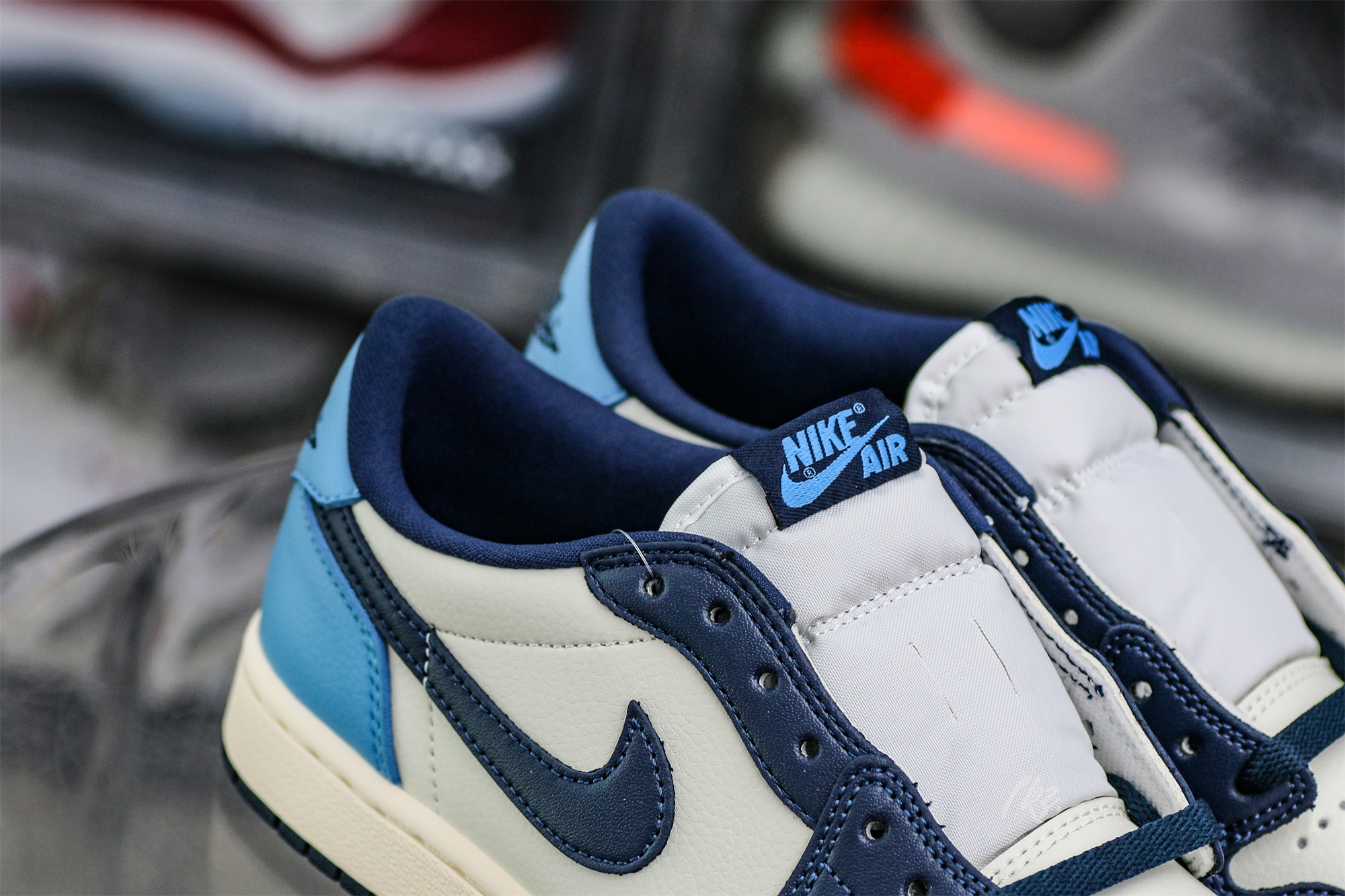 Air Jordan 1 Low OG “Obsidian” UNC 2025