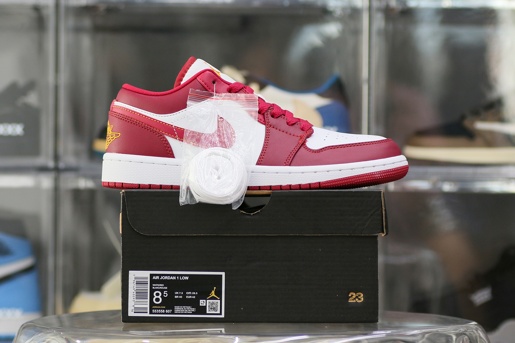 Jordan 1 Low Cardinal Red