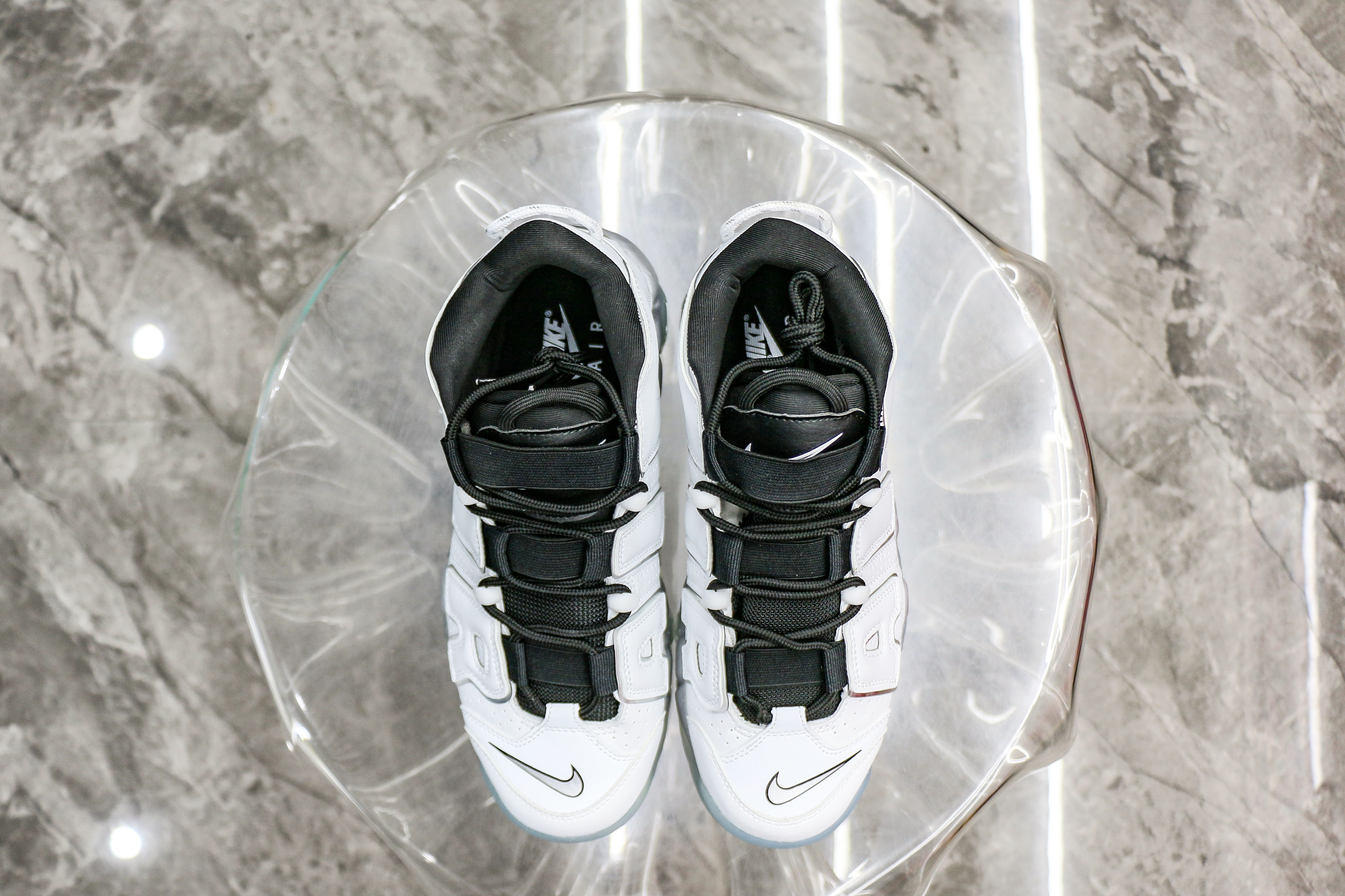 Nike Air More Uptempo SE White Chrome