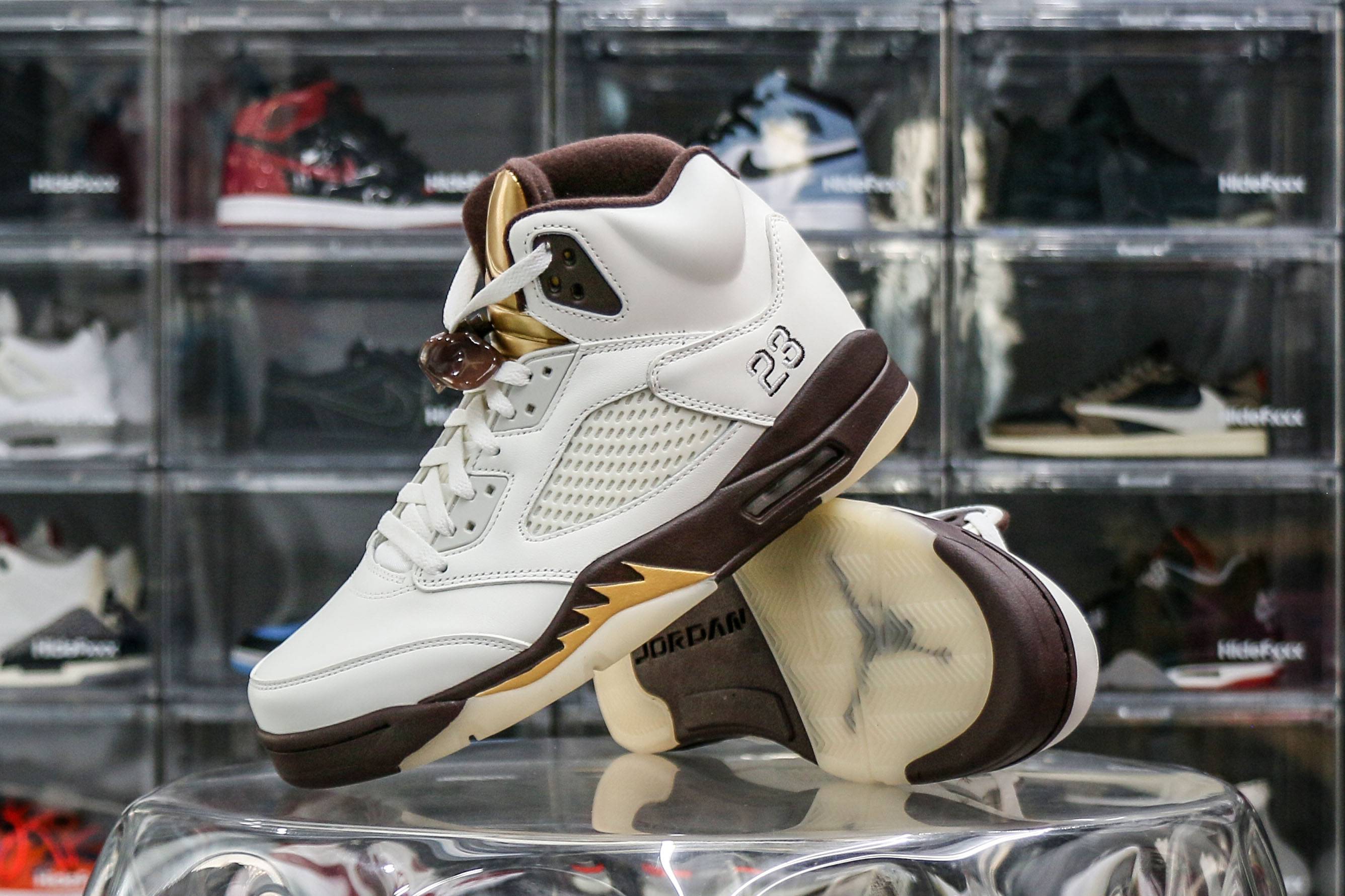 Air Jordan 5 Retro Olympic Gold White Mocha