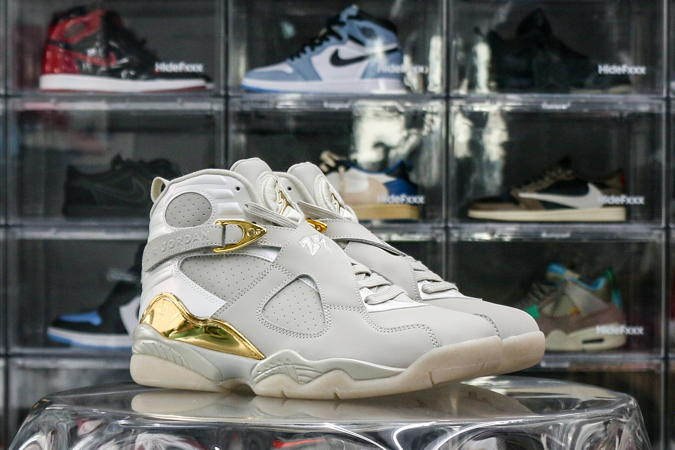 Jordan 8 Retro Champagne