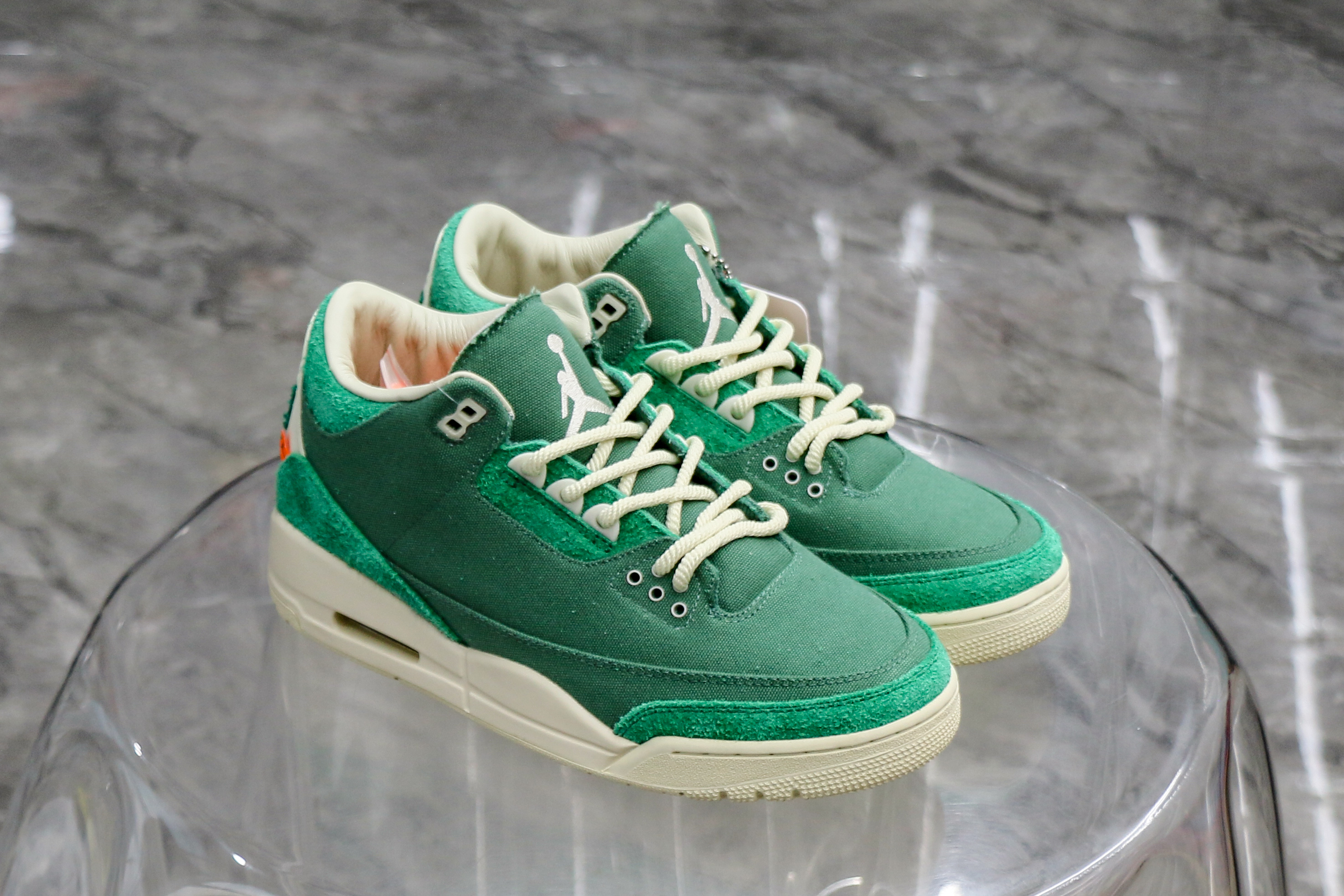 Nina Chanel Abney X Wmns Jordan 3 Retro SP Bicoastal