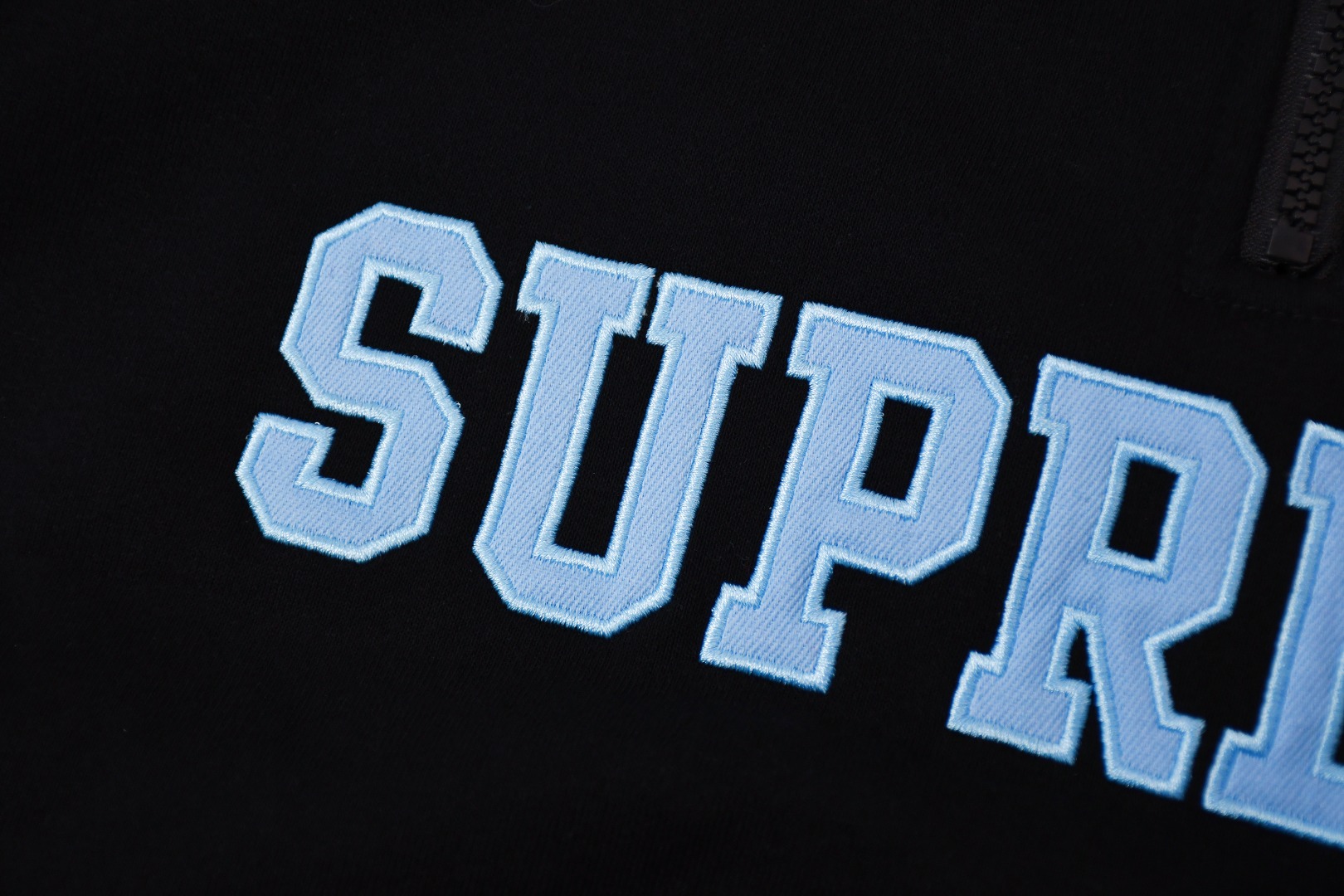 Suprem3 24FW Collegiate Half Zip Pullover Hoodie