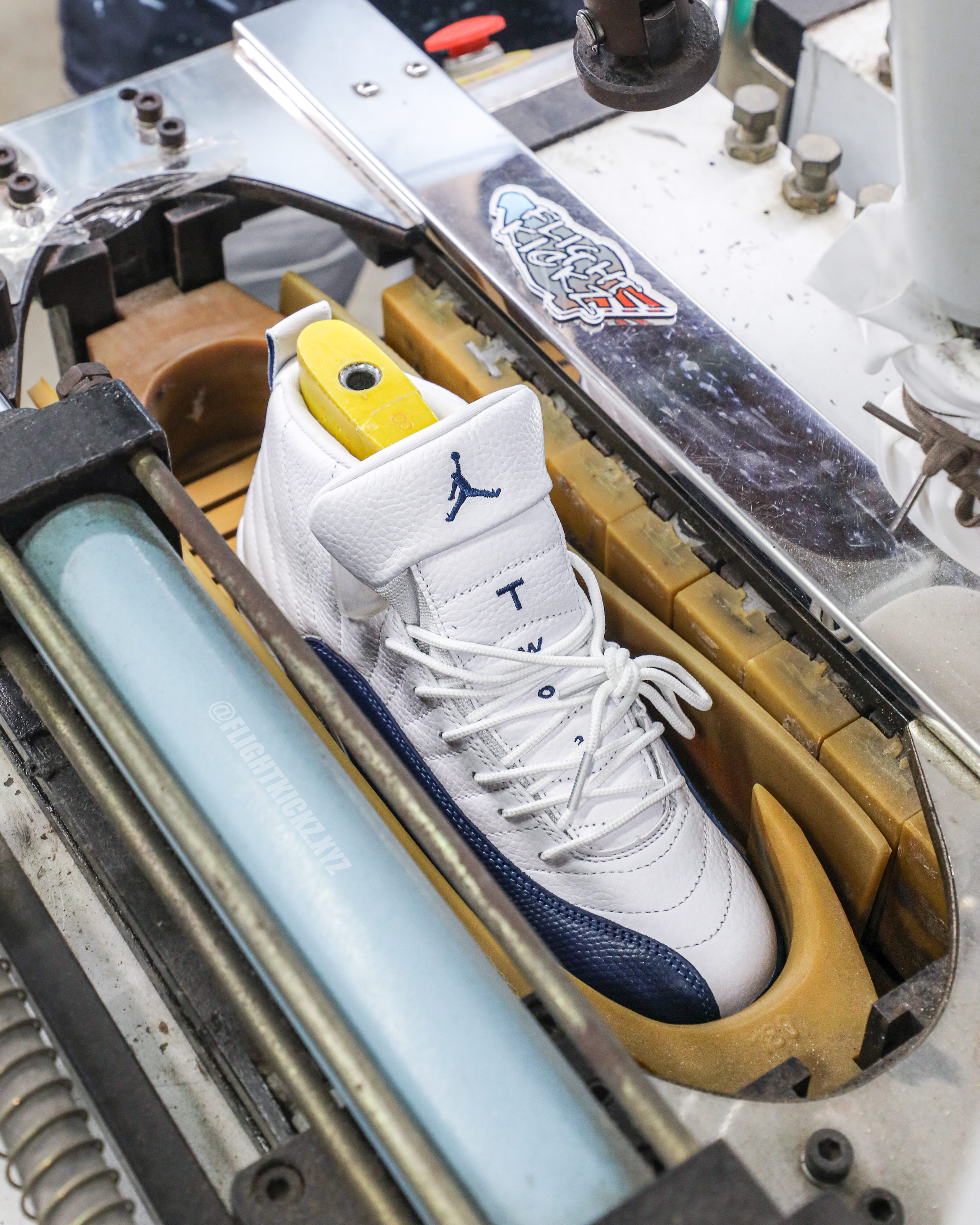 Air Jordan 12 Retro French Blue 2025 (Ln5 A1)