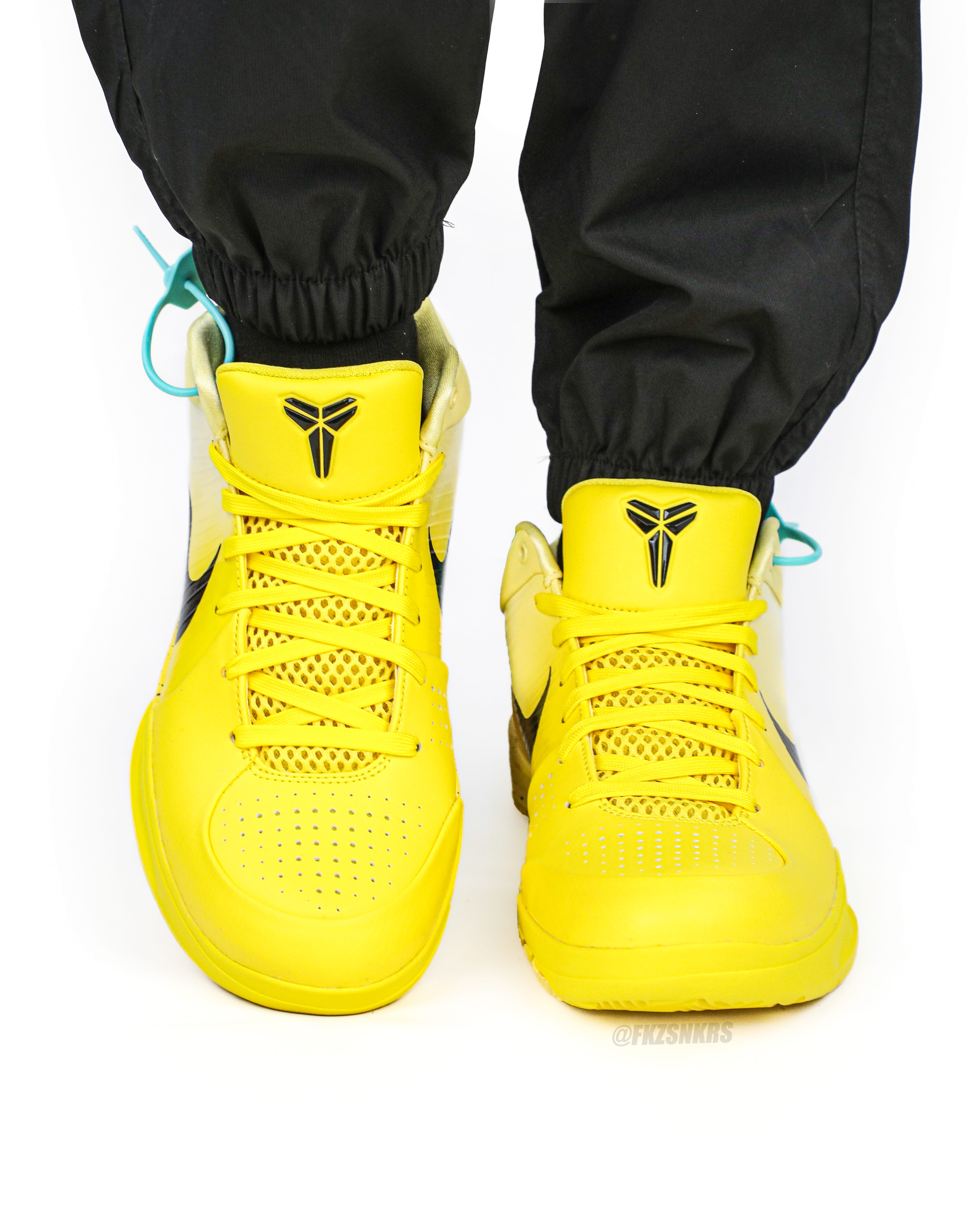 Nike Kobe 4 Protro CHBL